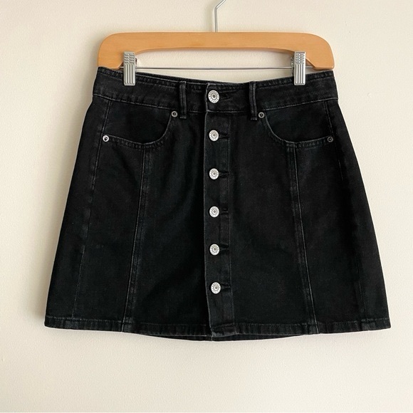Dresses & Skirts - American Eagle Button Front Denim Mini Skirt Washed Black